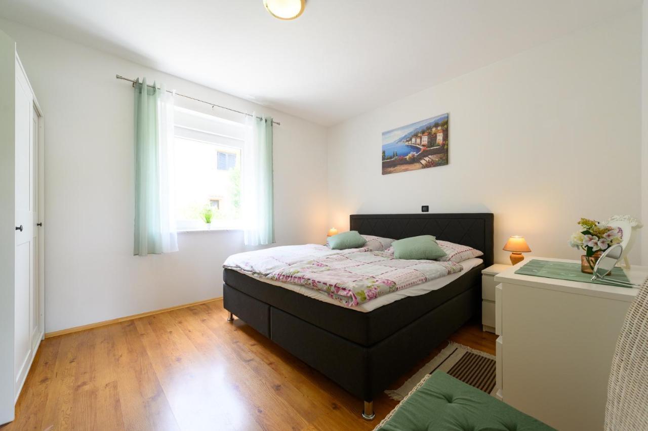 Villa Elisa Kaštelir Eksteriør billede