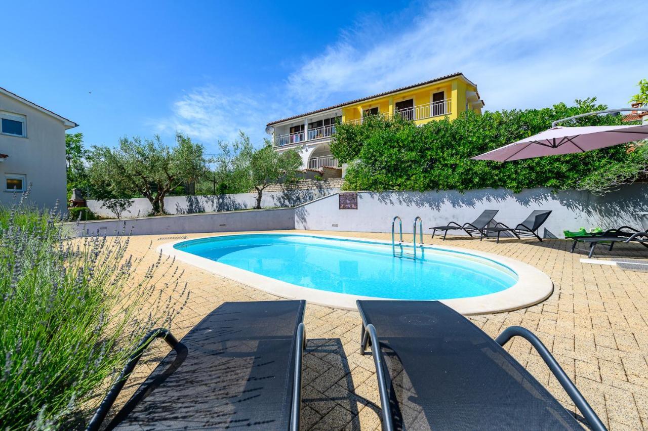 Villa Elisa Kaštelir Eksteriør billede